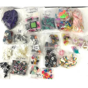 3LB Resin Assorted Craft Supplies 2000+ Pc Floral Glitter Feather Large Lot
